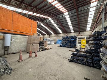 ARRIENDO BODEGA 2000M2/TERRENO2000M2 LA VARA-SAN BERNARDO