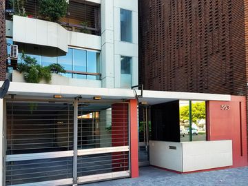 Maravilloso 5 amb de 228 m2 fte a Parque Centenario c/ cochera - Diseño, calidad, confort y categoría