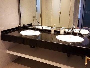 Maravilloso 5 amb de 228 m2 fte a Parque Centenario c/ cochera - Diseño, calidad, confort y categoría