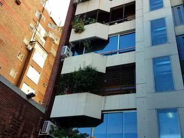 Maravilloso 5 amb de 228 m2 fte a Parque Centenario c/ cochera - Diseño, calidad, confort y categoría