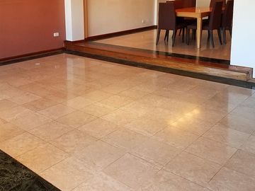 Maravilloso 5 amb de 228 m2 fte a Parque Centenario c/ cochera - Diseño, calidad, confort y categoría