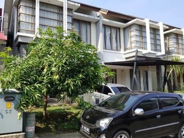 Rumah Hot Sale Siap Huni Di Emerald Bintaro - Sc 5103