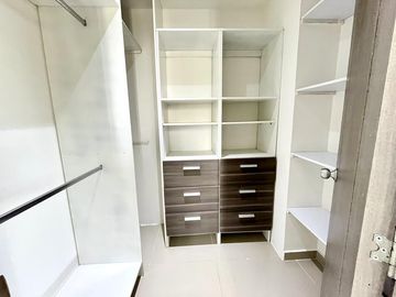 apartamento en venta en ciudad jardín. Cod V67260