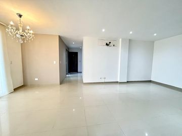 apartamento en venta en ciudad jardín. Cod V67260
