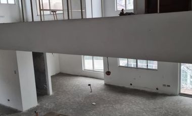 For Sale 3BR Penthouse Unit in Vimana Verde Residences