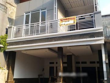 Rumah minimalis dan dalam cluster antapani dekat arcamanik