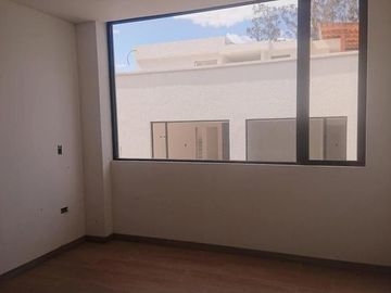 Venta departamento 2 dormitorios, terraza, Conjunto privado Nayón