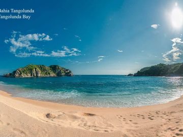 Condominio cerca de la playa, terraza común con vista al mar, alberca y gimnasio