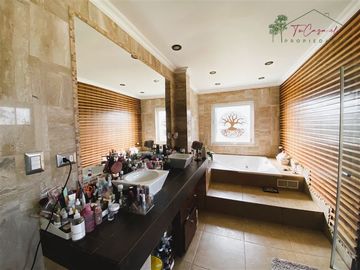 Casa en parcela 4D/4B quincho- piscina- Club de Golf Oliveto