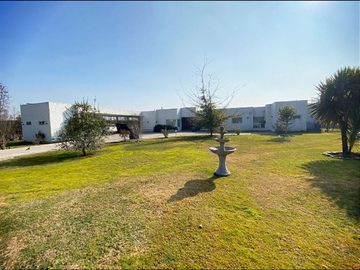 Casa en parcela 4D/4B quincho- piscina- Club de Golf Oliveto