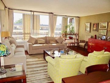 Departamento en Venta en Departamento con grandes espacios comunes en Providencia