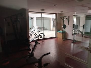 EXCELENTE Departamento ,Recibos, 3 dormitorios , escritorio