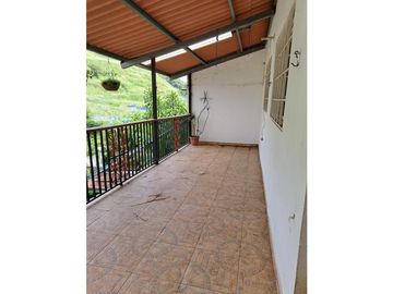 Se Vende Casa Dúplex en Limajo $ 285 k AB