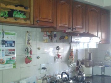 DUPLEX , CON GARAGE , DOS PATIOS , EXCELENTE UBICACION