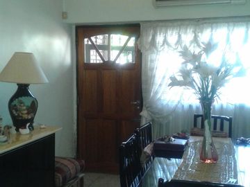 DUPLEX , CON GARAGE , DOS PATIOS , EXCELENTE UBICACION