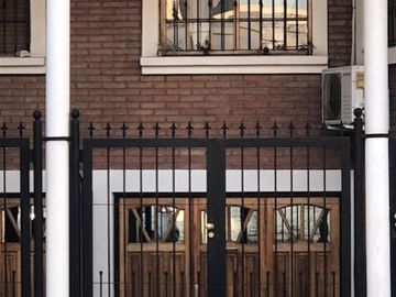 DUPLEX , CON GARAGE , DOS PATIOS , EXCELENTE UBICACION