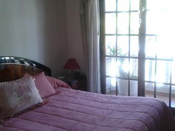 DUPLEX , CON GARAGE , DOS PATIOS , EXCELENTE UBICACION