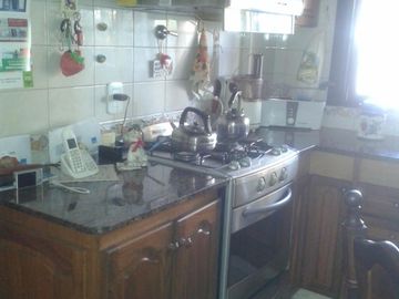 DUPLEX , CON GARAGE , DOS PATIOS , EXCELENTE UBICACION