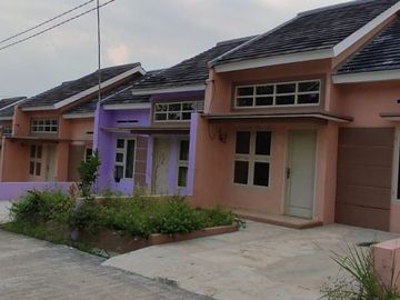 Rumah Minimalis di Purwakarta Strategis Dekat Pasar Rebo