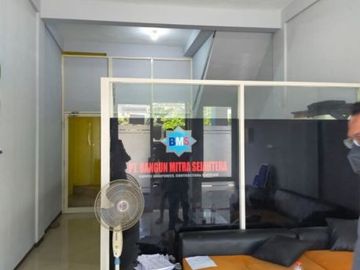 Ruko Manyar Raya Resort Gresik, Dekat pintu tol Hadap utara