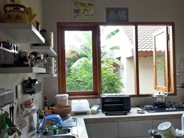 Dijual Rumah Cantik Taman Suteta Magnolia Alam Sutera Tangerang Selatan Lokasi Strategis Depan Taman