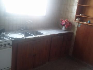 P-H FRENTE 3 AMBIENTES CON PATIO Y TERRAZA, JARDIN, EN ZONA CONCORDIA