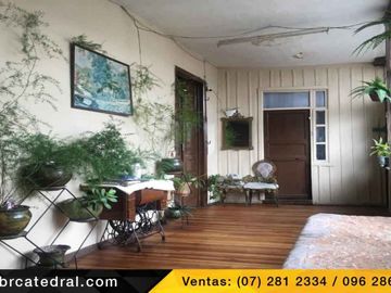 Casa de venta en Centro - San Sebastian – código:15336