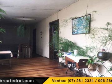 Casa de venta en Centro - San Sebastian – código:15336