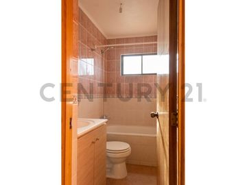 Vendo casa espaciosa en sector San Joaquín