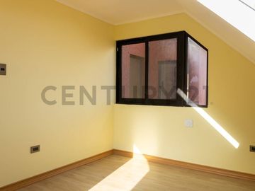 Vendo casa espaciosa en sector San Joaquín