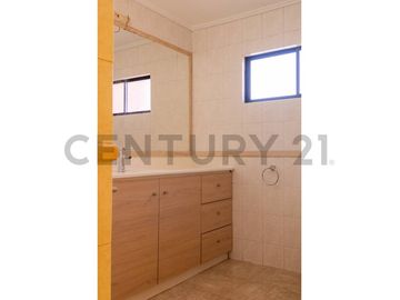 Vendo casa espaciosa en sector San Joaquín