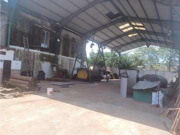 VENDO GALPON INDUSTRIAL CON OFICINAS