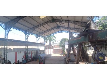 VENDO GALPON INDUSTRIAL CON OFICINAS