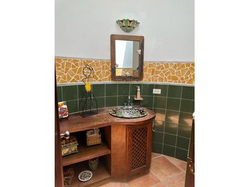 CASA AMPLIA DE 4 HECTAREAS CON PISCINA EN ALTOS DEL MARIA