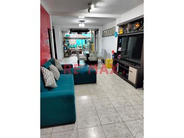 Te presentamos un hermoso departamento , ideal para ti y tu familia. Ubicado en una zona tranquila y con acceso a todos los servicios que necesitas, e