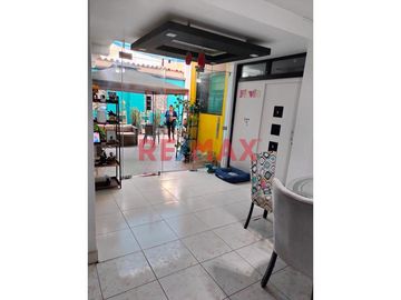 Te presentamos un hermoso departamento , ideal para ti y tu familia. Ubicado en una zona tranquila y con acceso a todos los servicios que necesitas, e