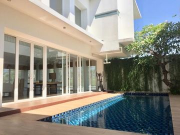 Rumah Dijual Bukit Golf International Citraland Surabaya *SI