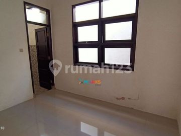 Rumah Adem Lingkungan Nyaman Bisa Untuk Kos Daerah Manahan