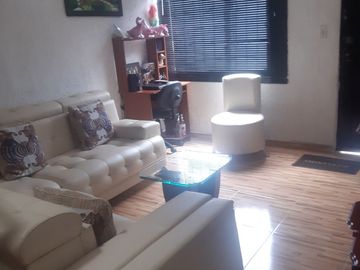 SE VENDE CASA EN VILLAMARIA-CALDAS CON RENTA