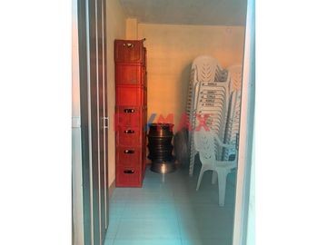 🏢 VENTA DE LOCAL COMERCIAL – ZONA EXCLUSIVA EN CHICLAYO
📍 Ubicación: Lote 2, Mz. A – Urbanización Jardines de Santa Rosa, Chiclayo
💰 Precio: $130,00