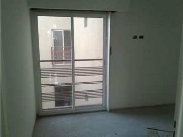 Espectacular Dto.3 amb.,A estrenar,de categoria-Contrafrente-Amplia cocina independiente-Lavadero-Balcon