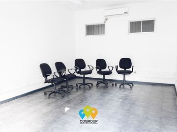 Local comercial en arriendo en Av. Bilbao a la calle