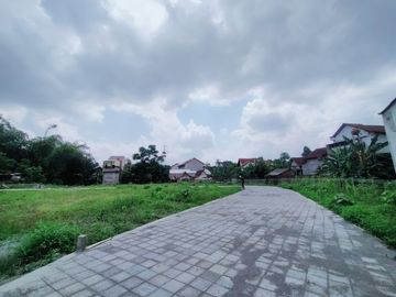 Kavling Matang di Barat Jalan Km 8; 18 Unit SHMP