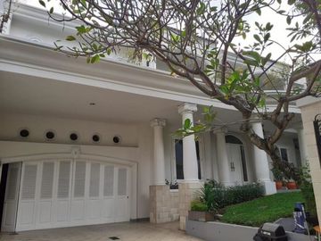 DISEWAKAN RUMAH MEWAH FULLY FURNISH (DILENGKAPI SWIMMING POOL) DI PONDOK INDAH KEBAYORAN LAMA JAKARTA SELATAN