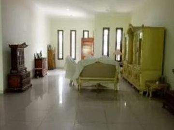 Rumah Bagus Terawat Siap Huni Pinggir Jalan Utama Bangka Kemang Jakarta Selatan