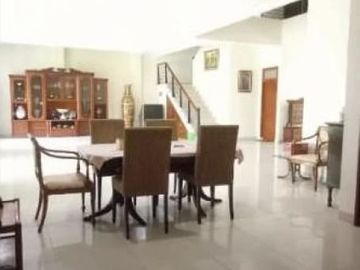 Rumah Bagus Terawat Siap Huni Pinggir Jalan Utama Bangka Kemang Jakarta Selatan