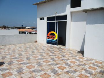 Casa con Vista Al Mar de Venta en Playas, Via a Data / Posorja, Cdla. Acapulco