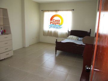 Casa con Vista Al Mar de Venta en Playas, Via a Data / Posorja, Cdla. Acapulco