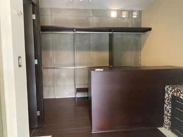 CASA EN VENTA EN CUMBRES DEL LAGO CON ALBERCA Y AMPLIO JARDIN