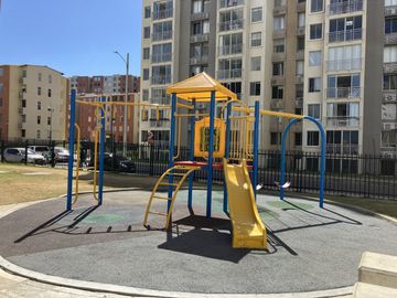 apartamento en venta en alameda del rio. Cod V104997